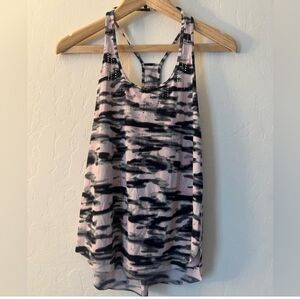 🩷🖤 Lululemon athletica Pink and Black Waterbound Camo Tank Top